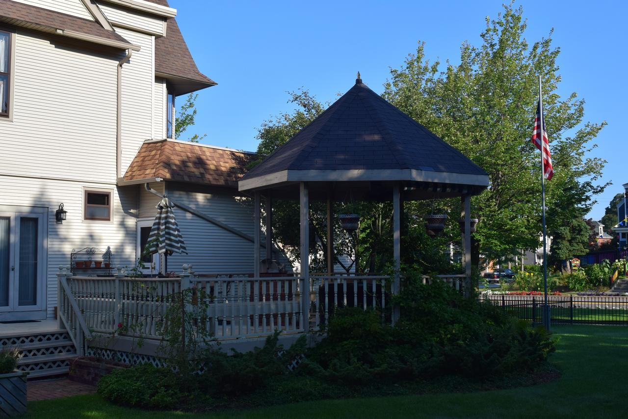 The Lamplighter Bed & Breakfast Of Ludington Zewnętrze zdjęcie
